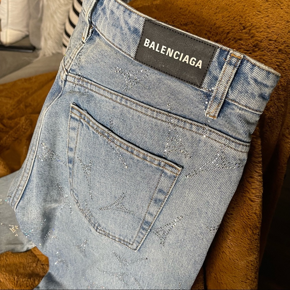 Balenciaga Crystal Eiffel Tower V-neck Denim Jeans in Blue - Picture 14 of 17